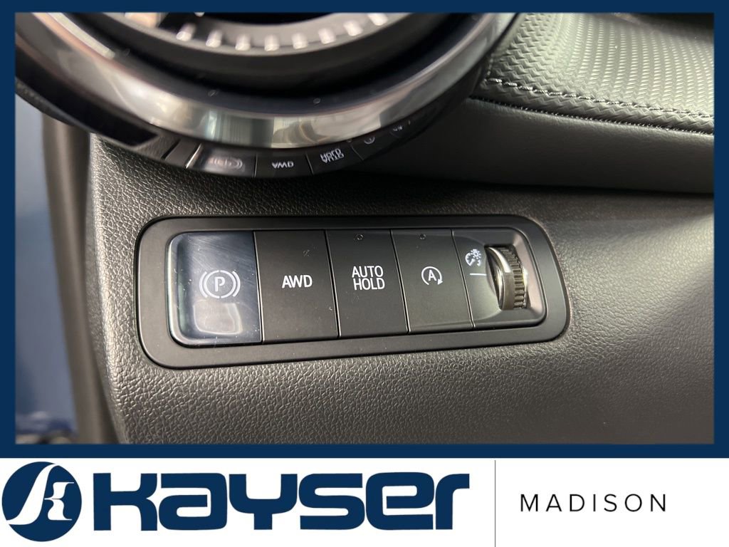 Used 2025 Chevrolet Equinox LT image 24