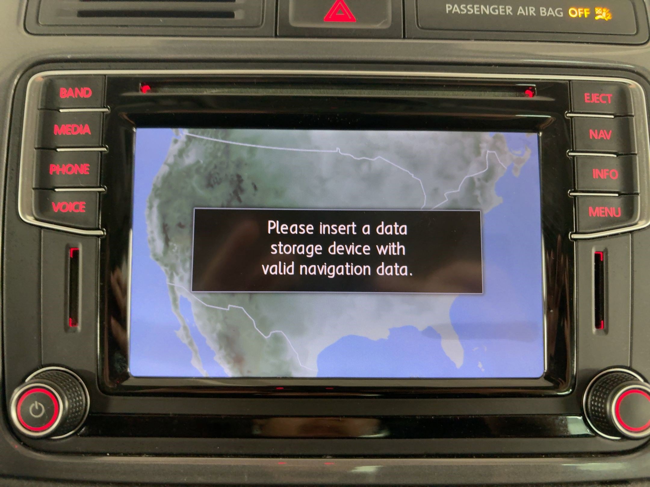 Used 2017 Volkswagen Tiguan SEL image 25