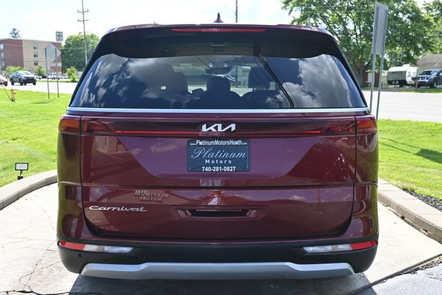 Used 2022 Kia Carnival EX FWD image 6