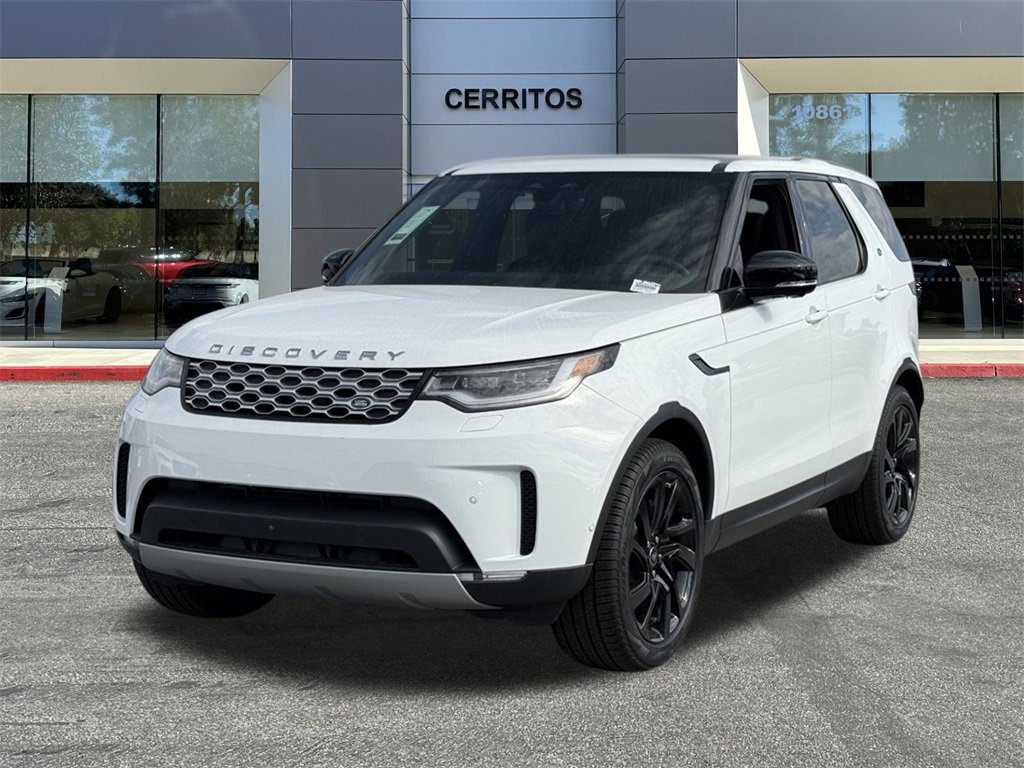New 2025 Land Rover Discovery S image 1