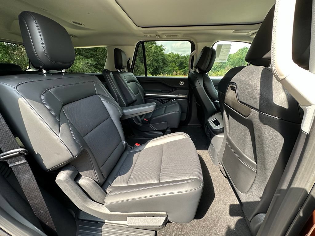 New 2027 Lincoln Navigator Reserve AWD/4WD image 26