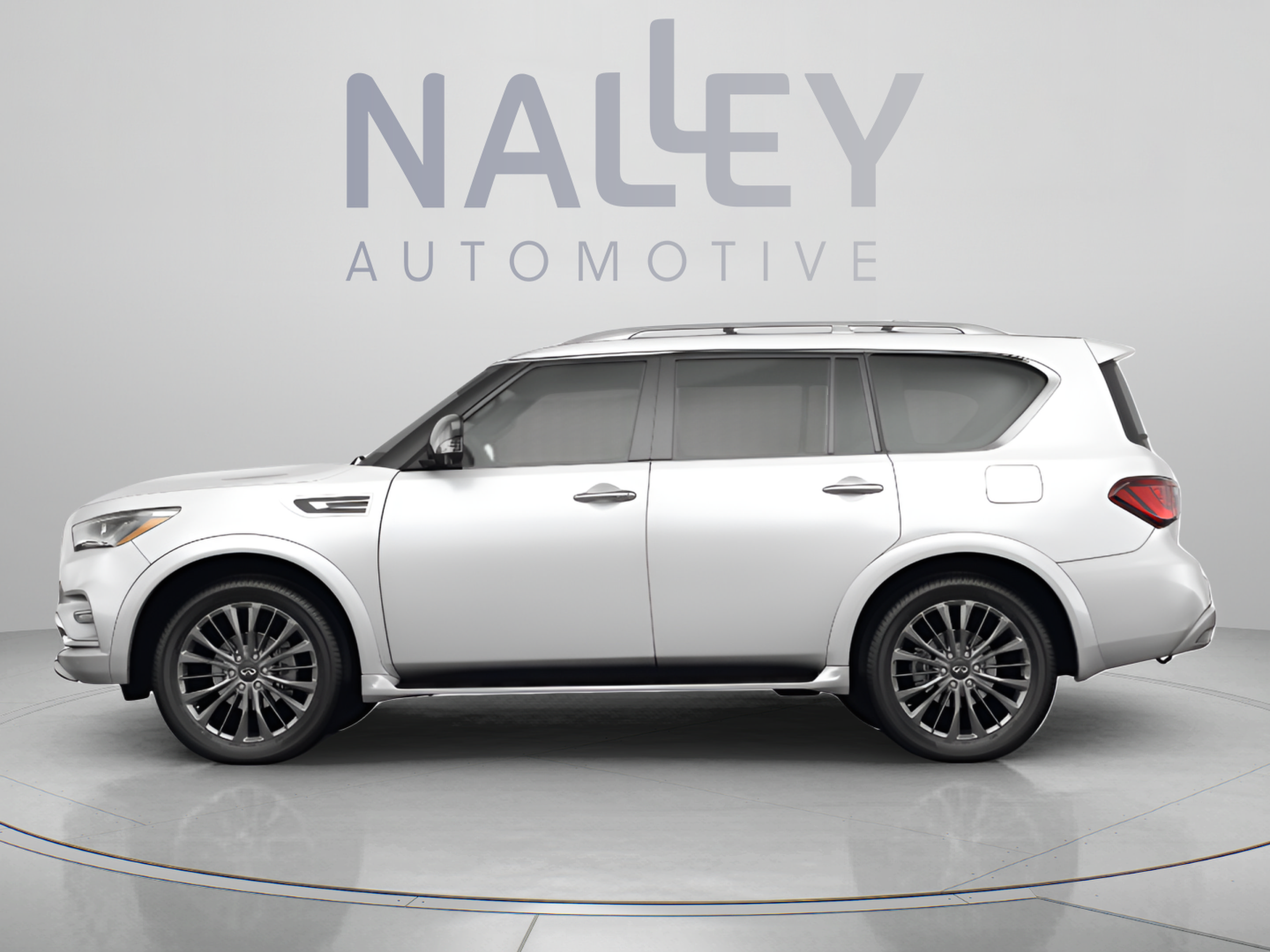 Used 2023 INFINITI QX80 Premium Select w/ All-Season Package AWD/4WD image 2