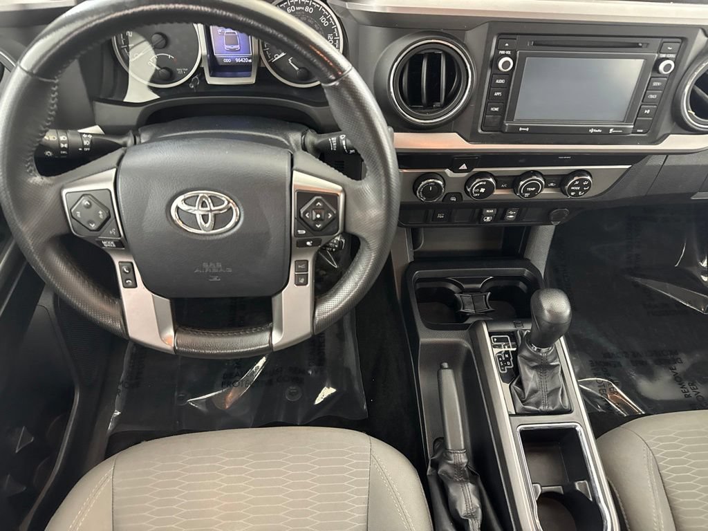 Used 2019 Toyota Tacoma SR5 AWD/4WD image 28