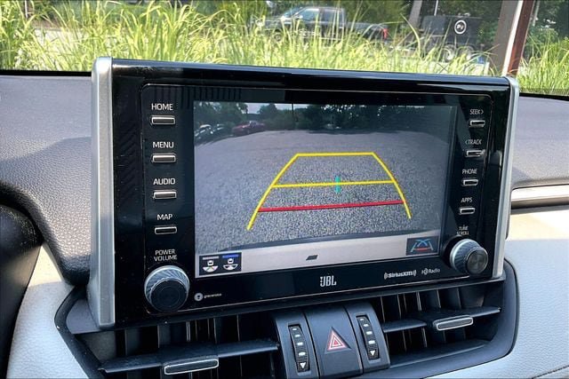 Used 2021 Toyota RAV4 XLE Premium AWD/4WD image 17
