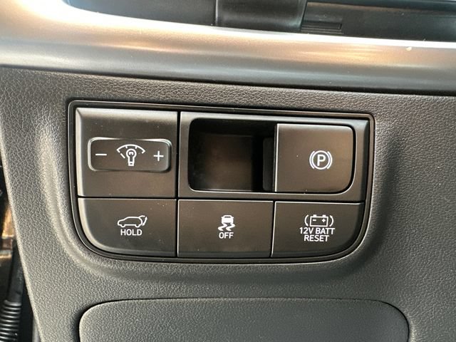 Used 2025 Hyundai Tucson Limited AWD/4WD image 33