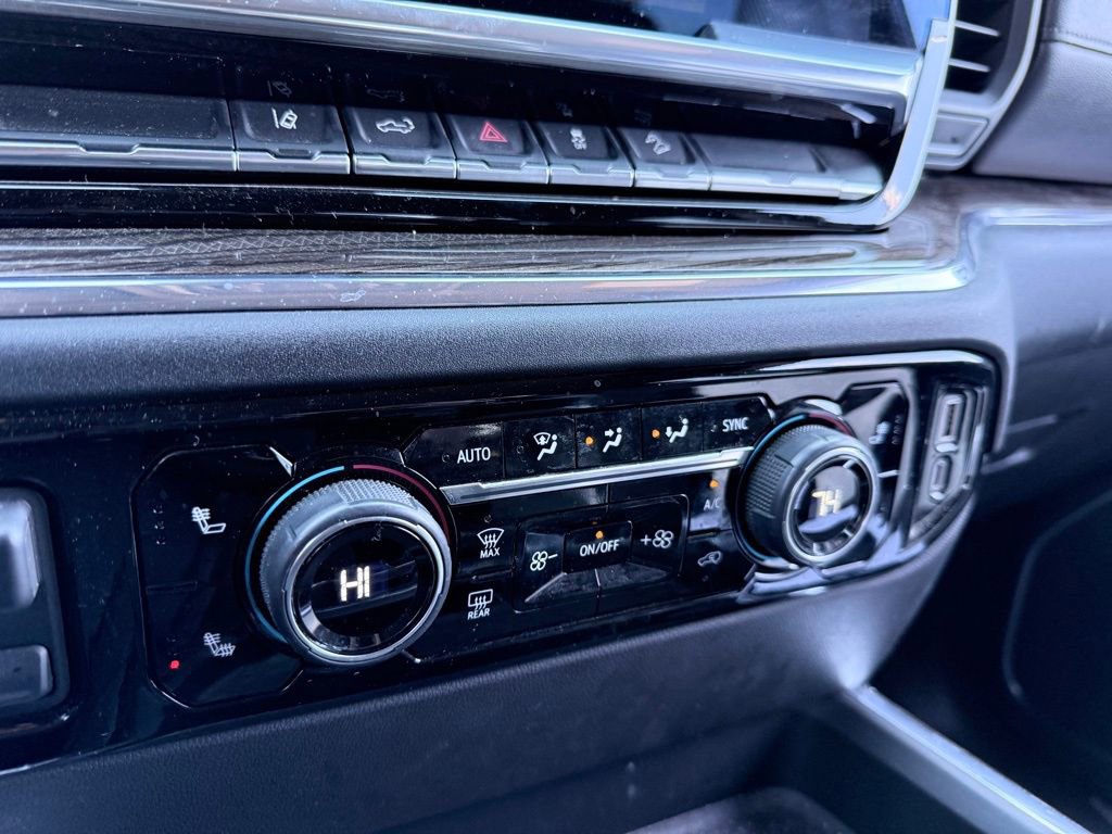 Used 2024 Chevrolet Silverado 2500 LT w/ Convenience Package image 20