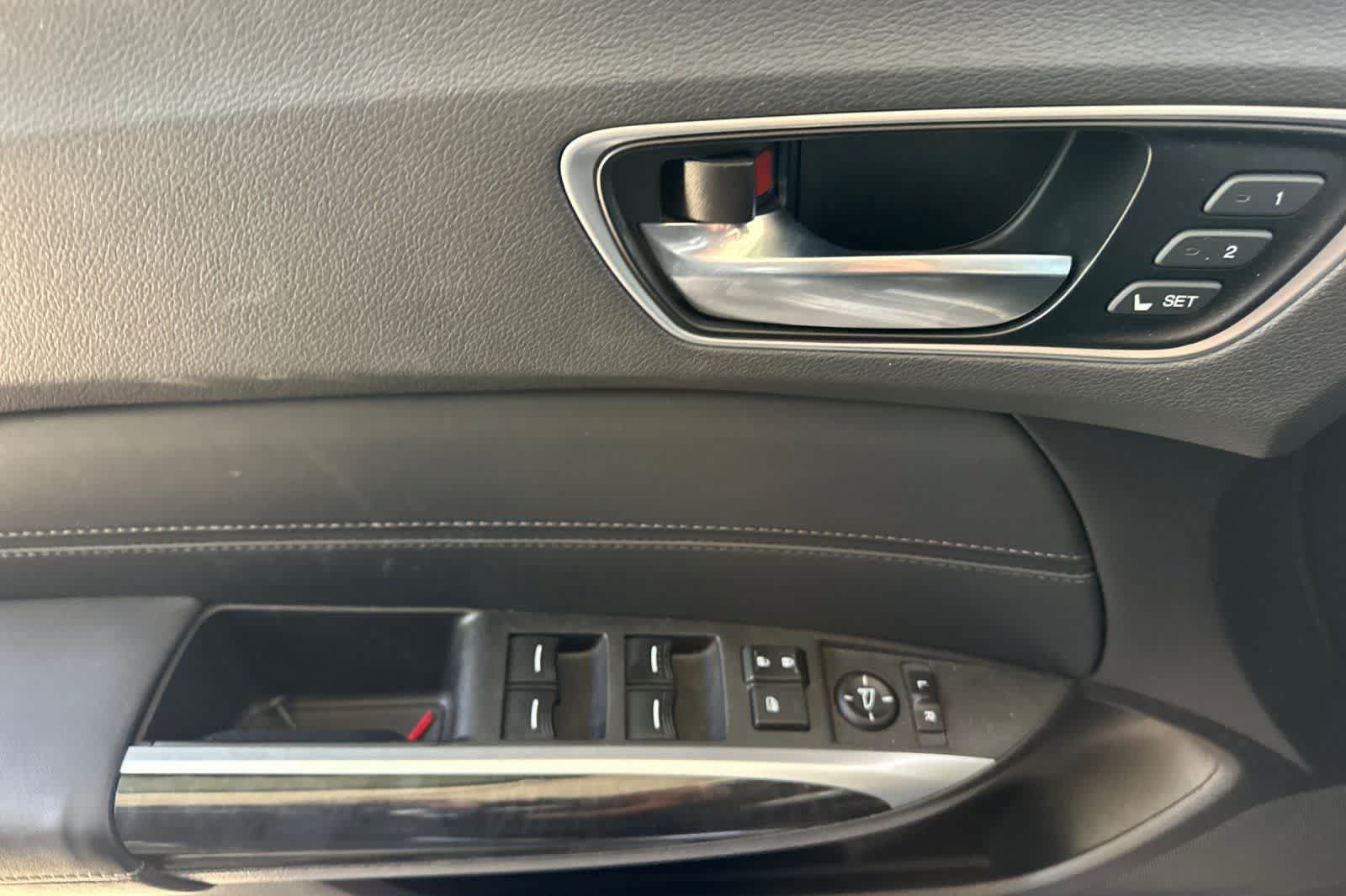 Used 2019 Acura TLX FWD image 15