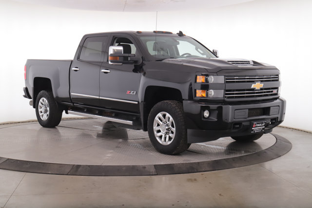 Used 2019 Chevrolet Silverado 3500 LT w/ LT Convenience Package AWD/4WD image 3