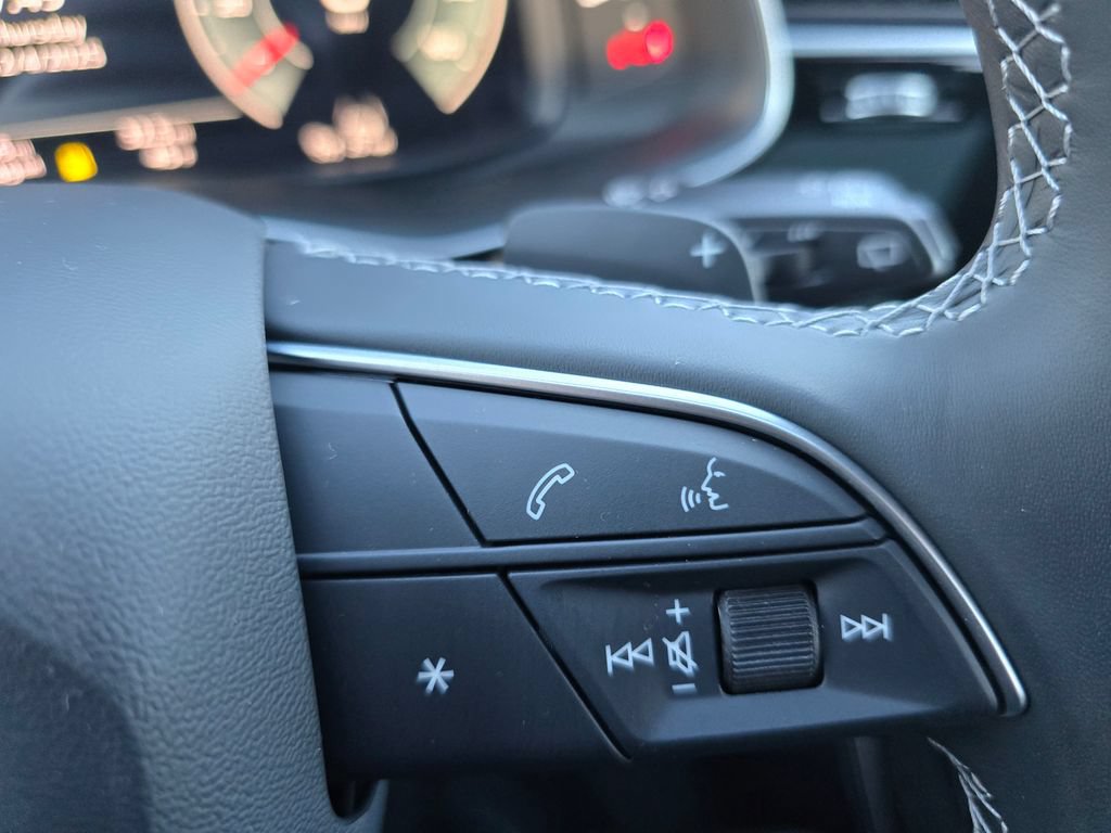Used 2026 Audi Q7 3.0T Premium Plus AWD/4WD image 32
