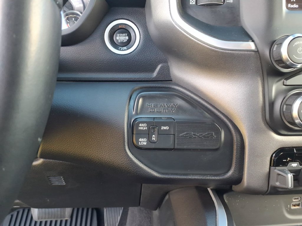 Used 2021 RAM 2500 Big Horn w/ Night Edition AWD/4WD image 26