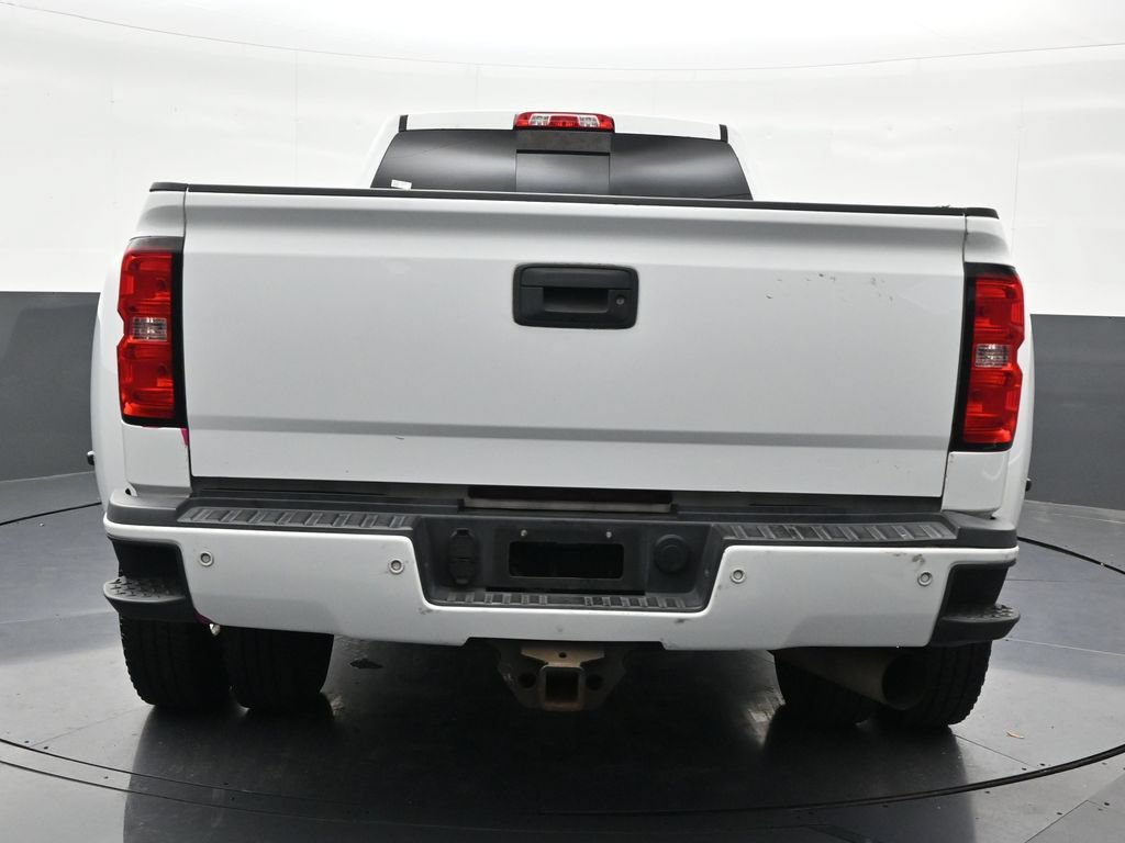 Used 2019 Chevrolet Silverado 3500 High Country w/ Duramax Plus Package AWD/4WD image 4