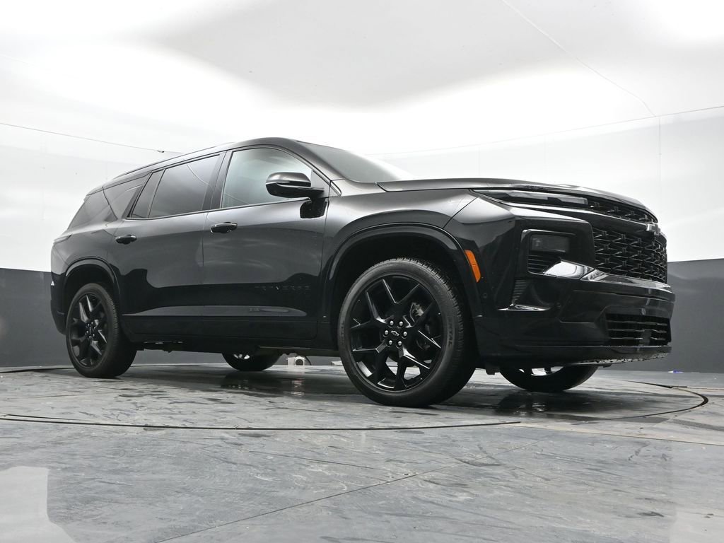 Used 2024 Chevrolet Traverse RS w/ LPO, Floor Liner Package image 49