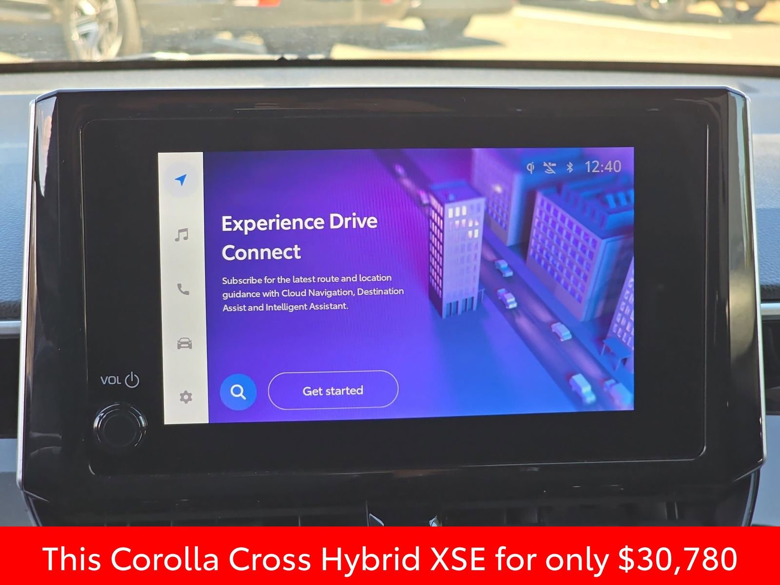 Used 2024 Toyota Corolla Cross XSE w/ Convenience Package image 29