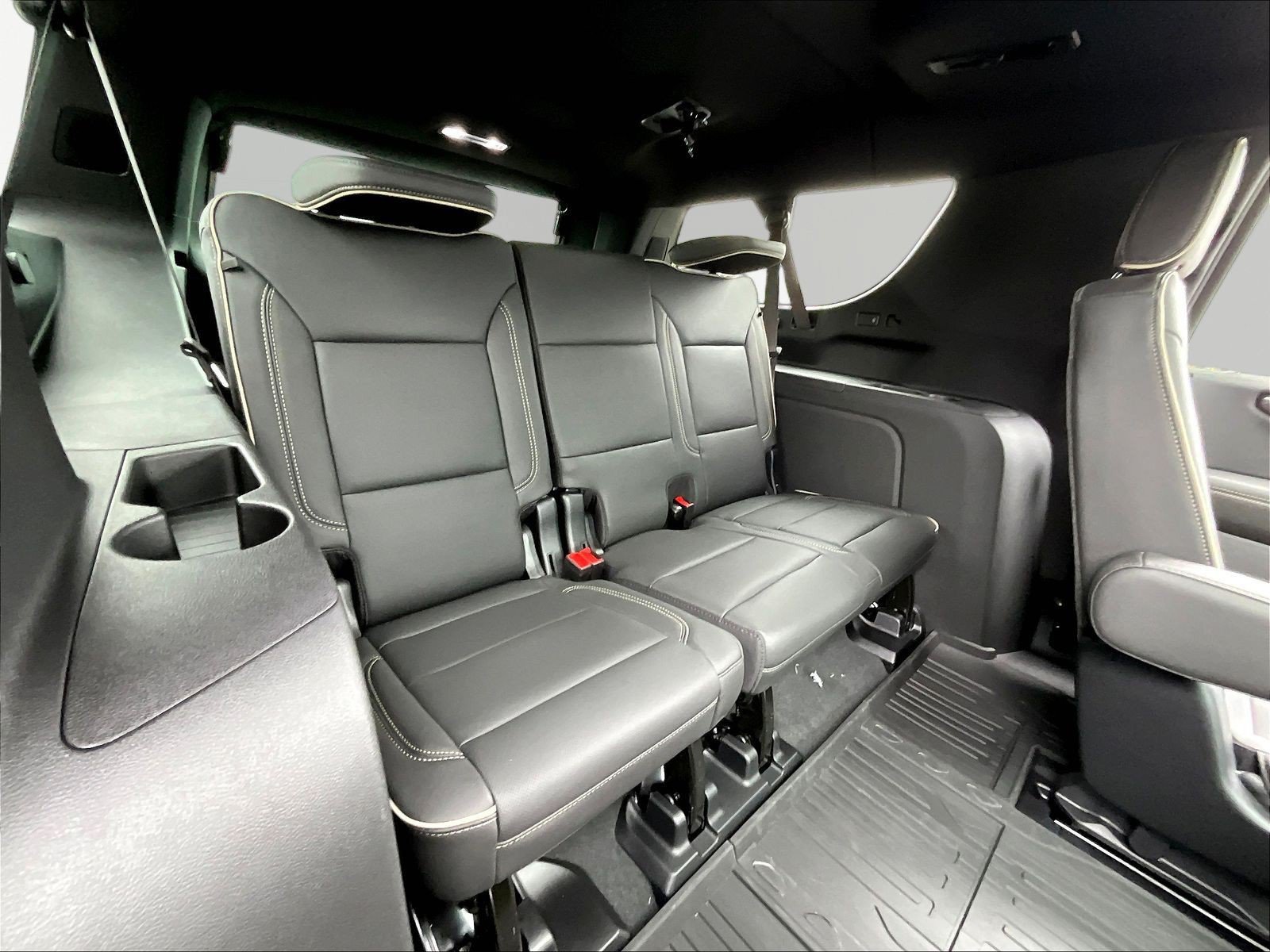 New 2026 GMC Yukon XL Elevation w/ Elevation Premium Package AWD/4WD image 21