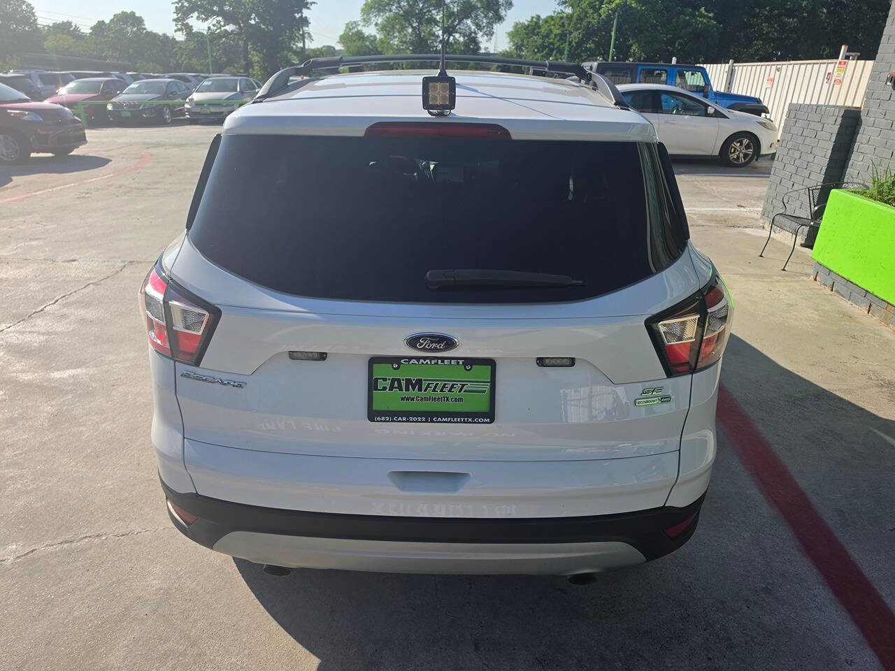 Used 2018 Ford Escape SE w/ SE Sync 3 Package AWD/4WD image 13