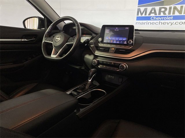 Used 2024 Nissan Altima 2.5 SR image 25