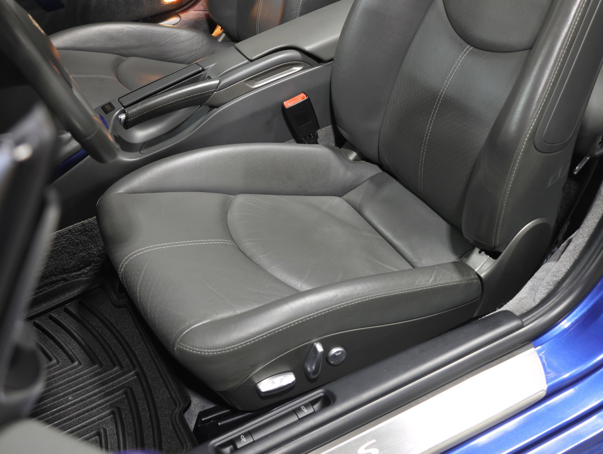 Used 2007 Porsche 911 Carrera S RWD image 81