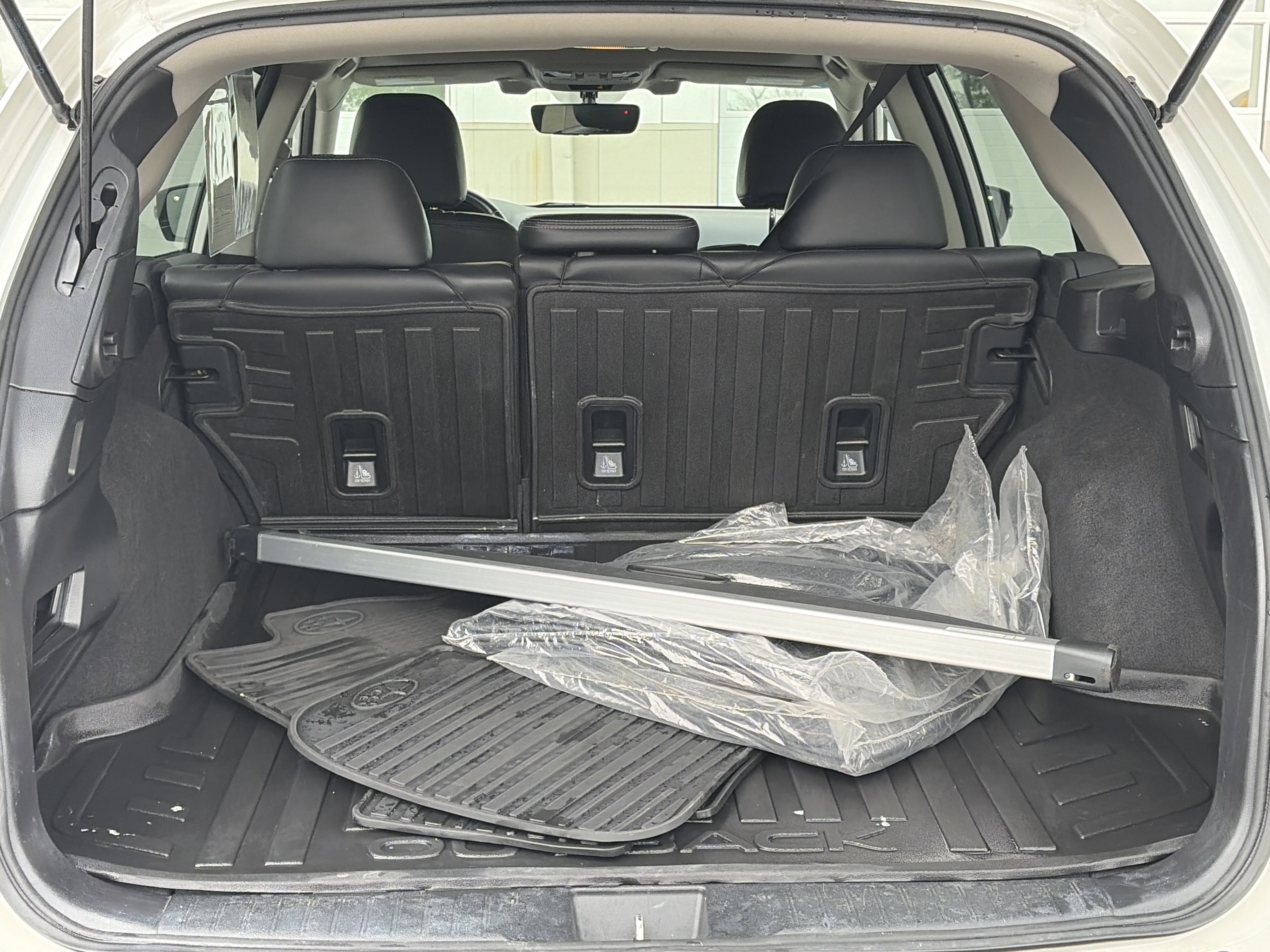 Used 2017 Subaru Outback 2.5i Limited AWD/4WD image 28