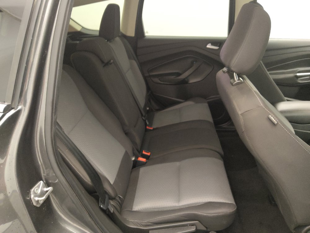 Used 2018 Ford Escape SE FWD image 19