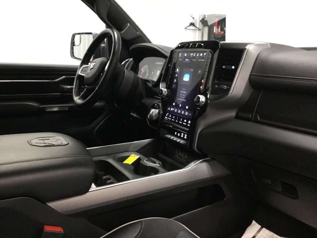 Used 2023 RAM 1500 Laramie AWD/4WD image 22