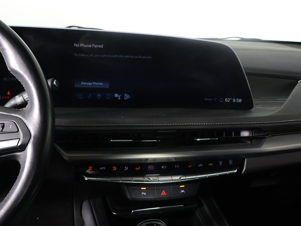 Used 2024 Cadillac XT4 Premium Luxury image 38