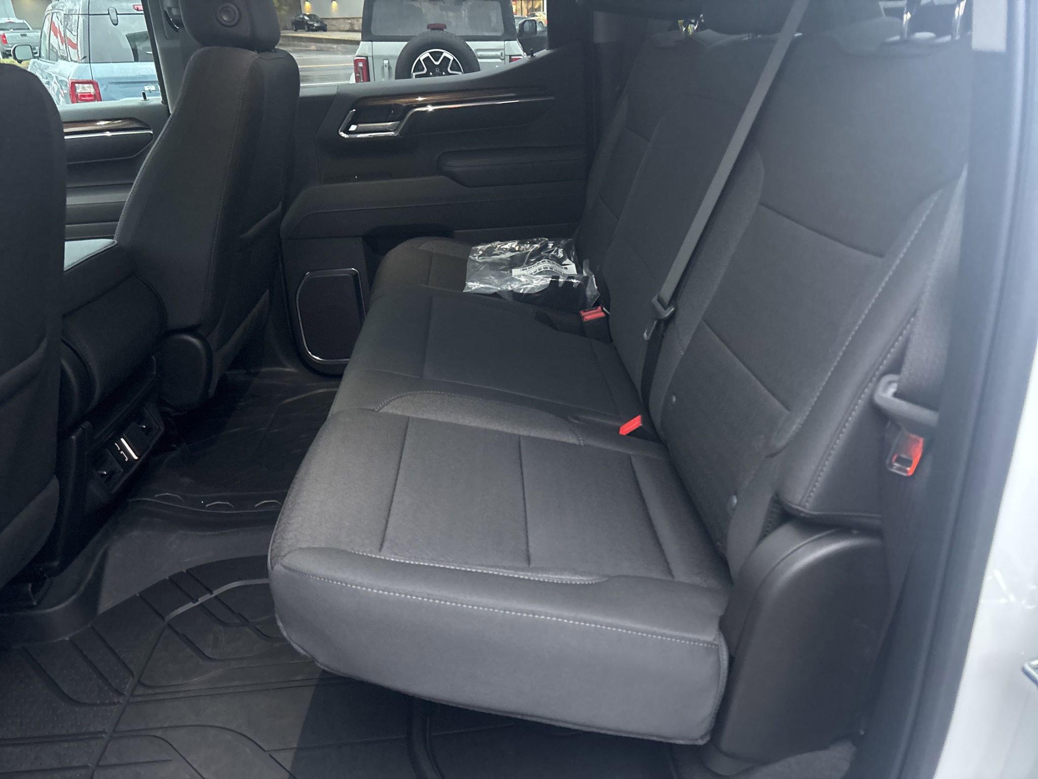 Used 2025 Chevrolet Silverado 1500 LT w/ Protection Package AWD/4WD image 23