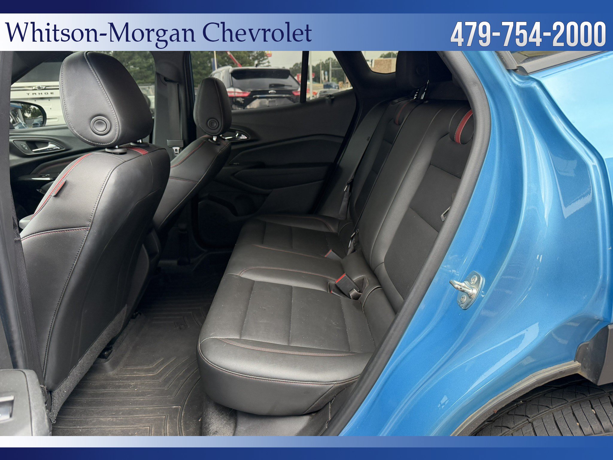 Used 2025 Chevrolet Trax RS w/ Sunroof Package FWD image 17