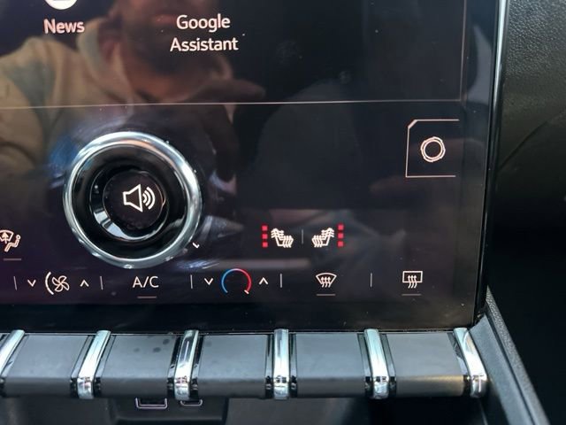 Used 2025 GMC Terrain Elevation image 18