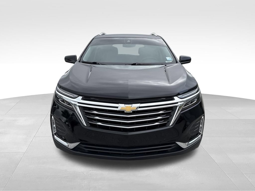 Used 2024 Chevrolet Equinox Premier FWD image 2