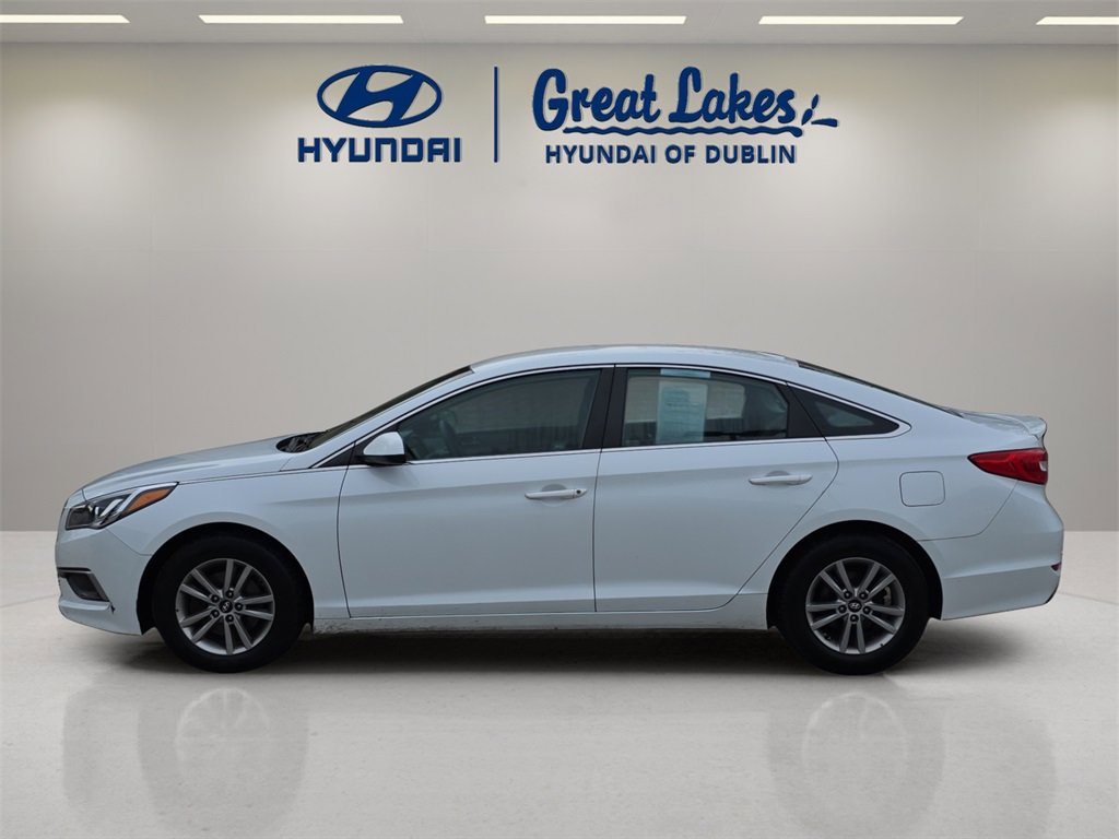 Used 2016 Hyundai Sonata SE w/ Cargo Package image 2