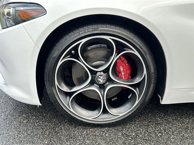 Used 2022 Alfa Romeo Giulia Veloce image 10