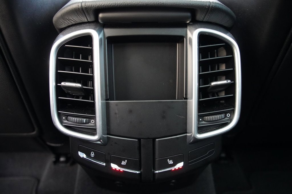 Used 2014 Porsche Cayenne S AWD/4WD image 33