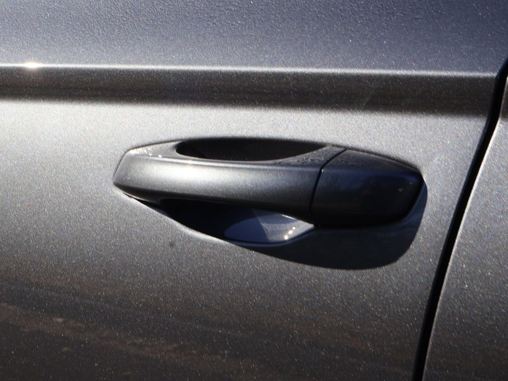 New 2026 Volkswagen Taos S image 22