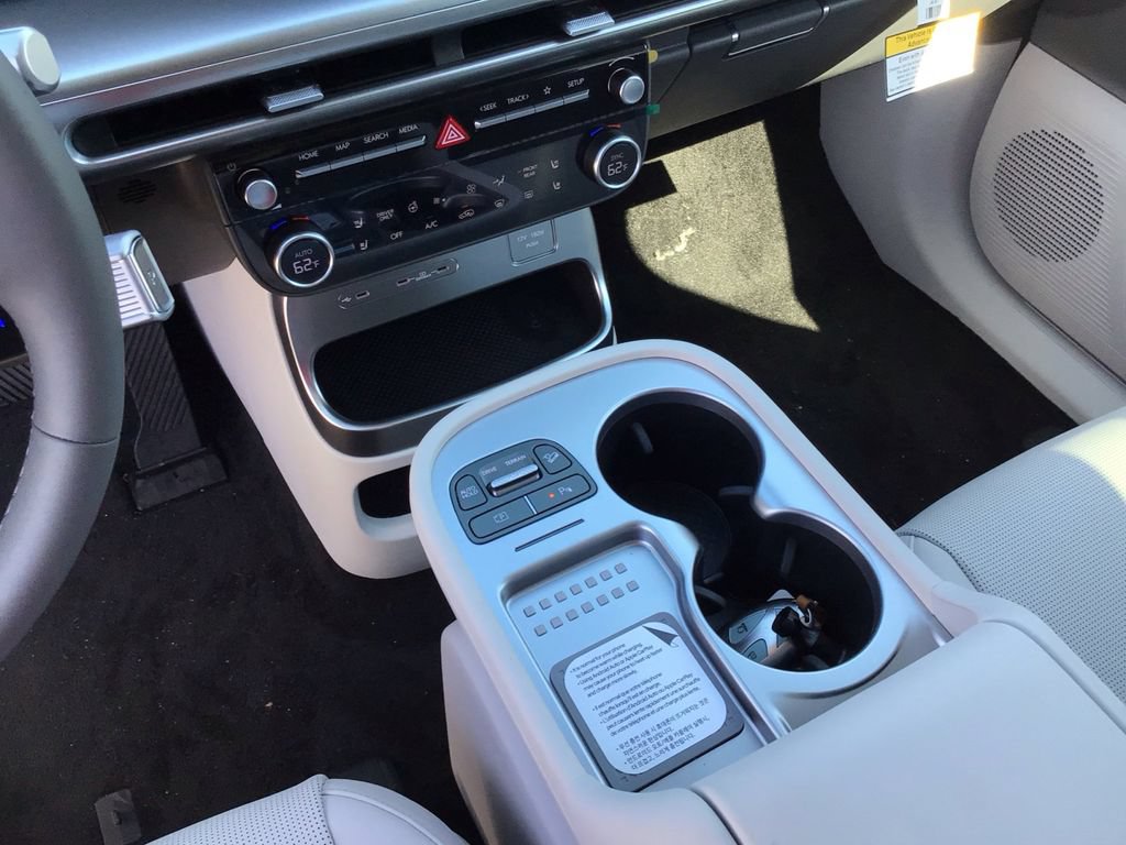 New 2026 Hyundai Ioniq 9 SEL AWD/4WD image 24