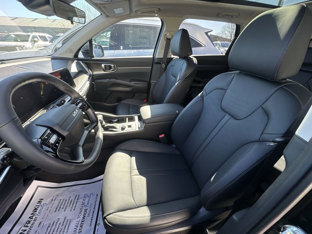 New 2026 Kia Sorento S w/ S Panoramic Sunroof Package FWD image 3