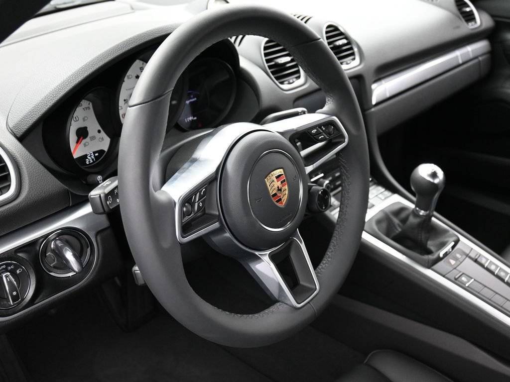 Certified 2024 Porsche 718 Cayman RWD image 17
