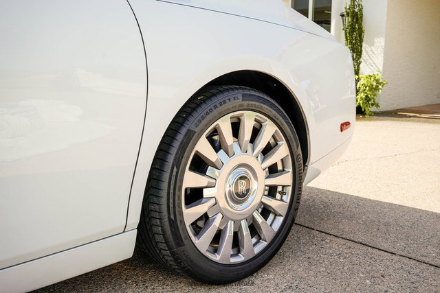 Used 2020 Rolls-Royce Phantom Sedan RWD image 70