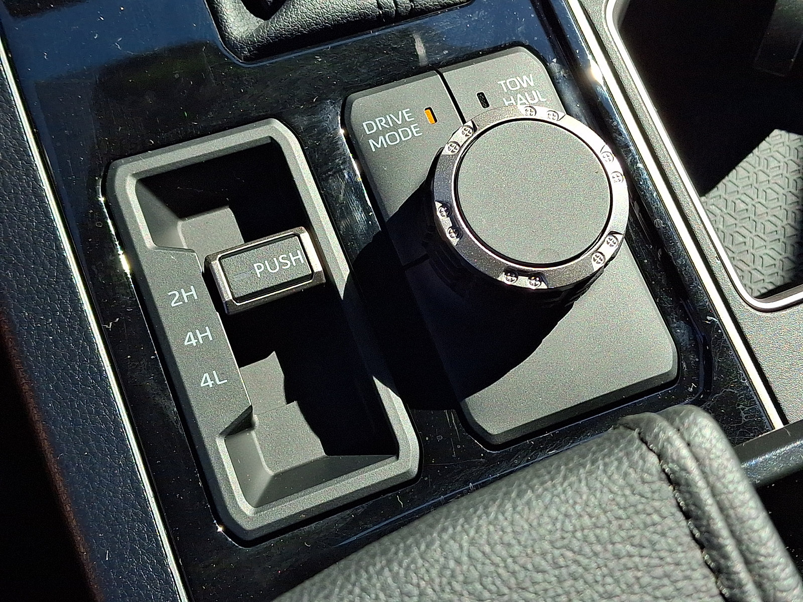 Certified 2026 Toyota Tundra SR5 AWD/4WD image 24