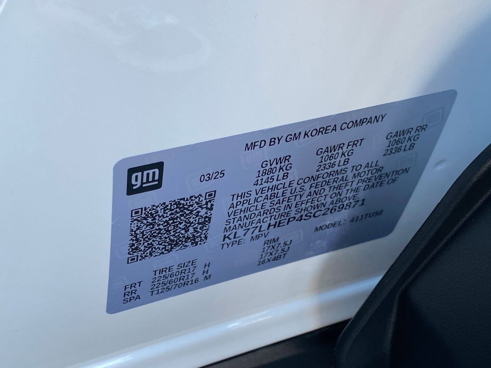 Used 2025 Chevrolet Trax LT w/ LT Convenience Package image 29