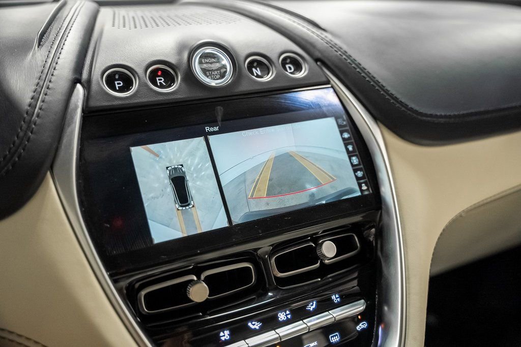 Used 2021 Aston Martin DBX image 40