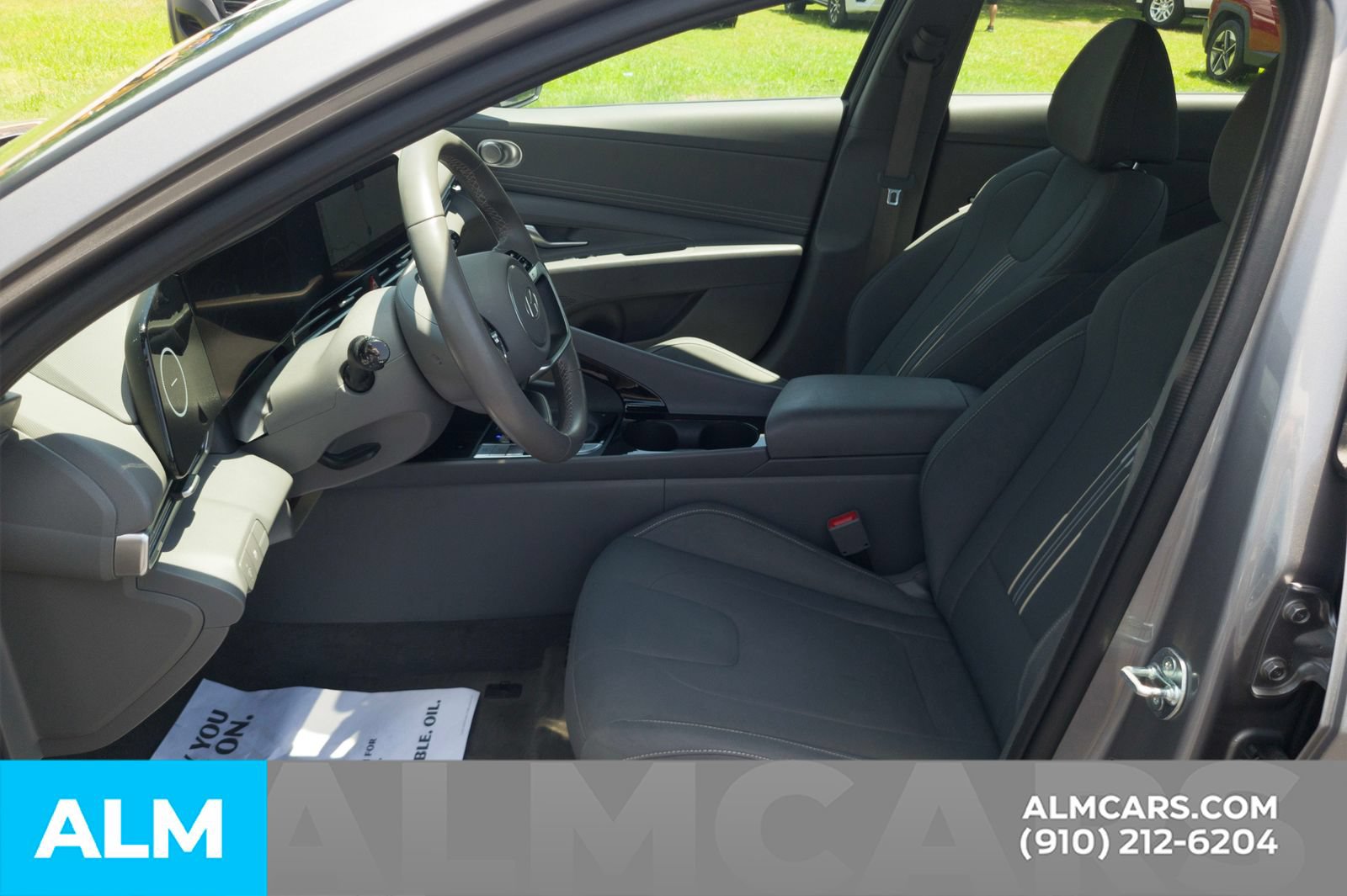 Certified 2025 Hyundai Elantra SEL FWD image 15
