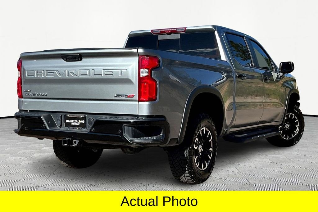 Used 2024 Chevrolet Silverado 1500 ZR2 w/ Technology Package image 2
