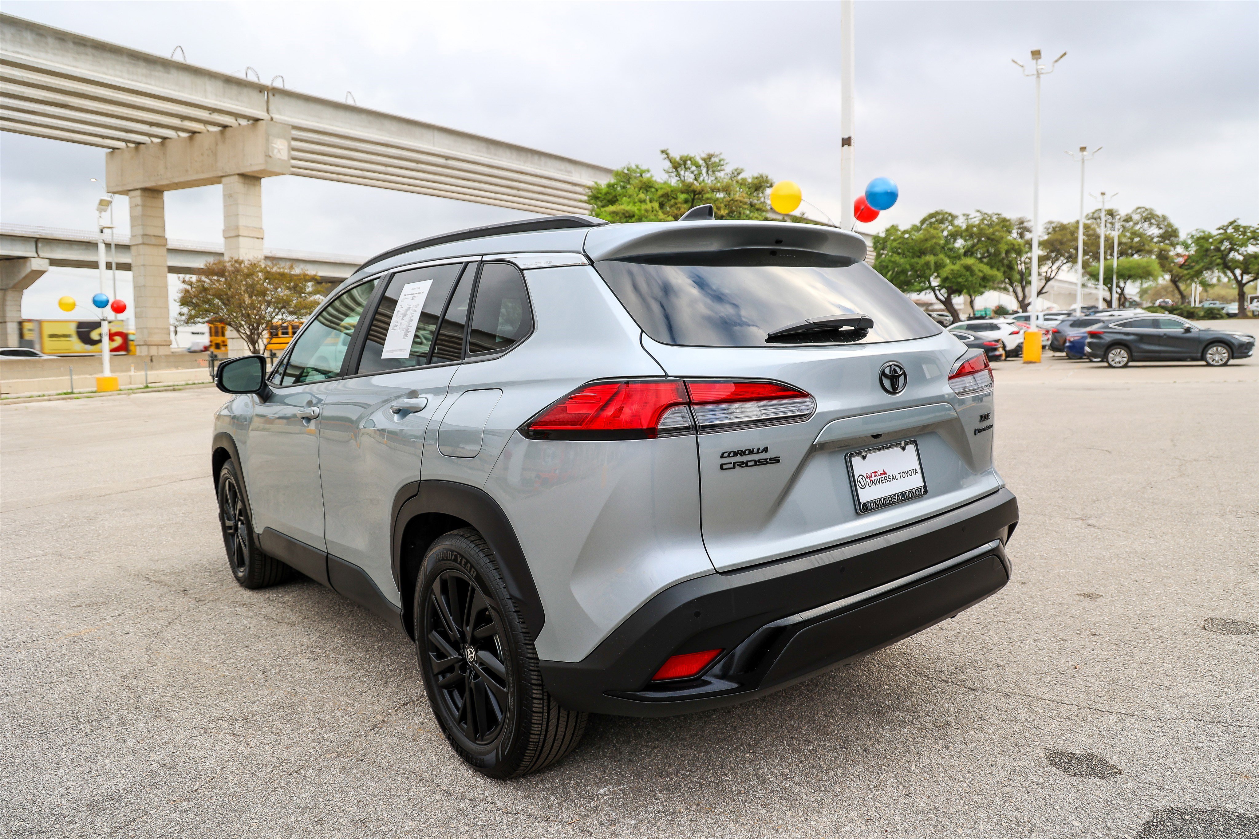 Used 2026 Toyota Corolla Cross XSE w/ Convenience Package image 9