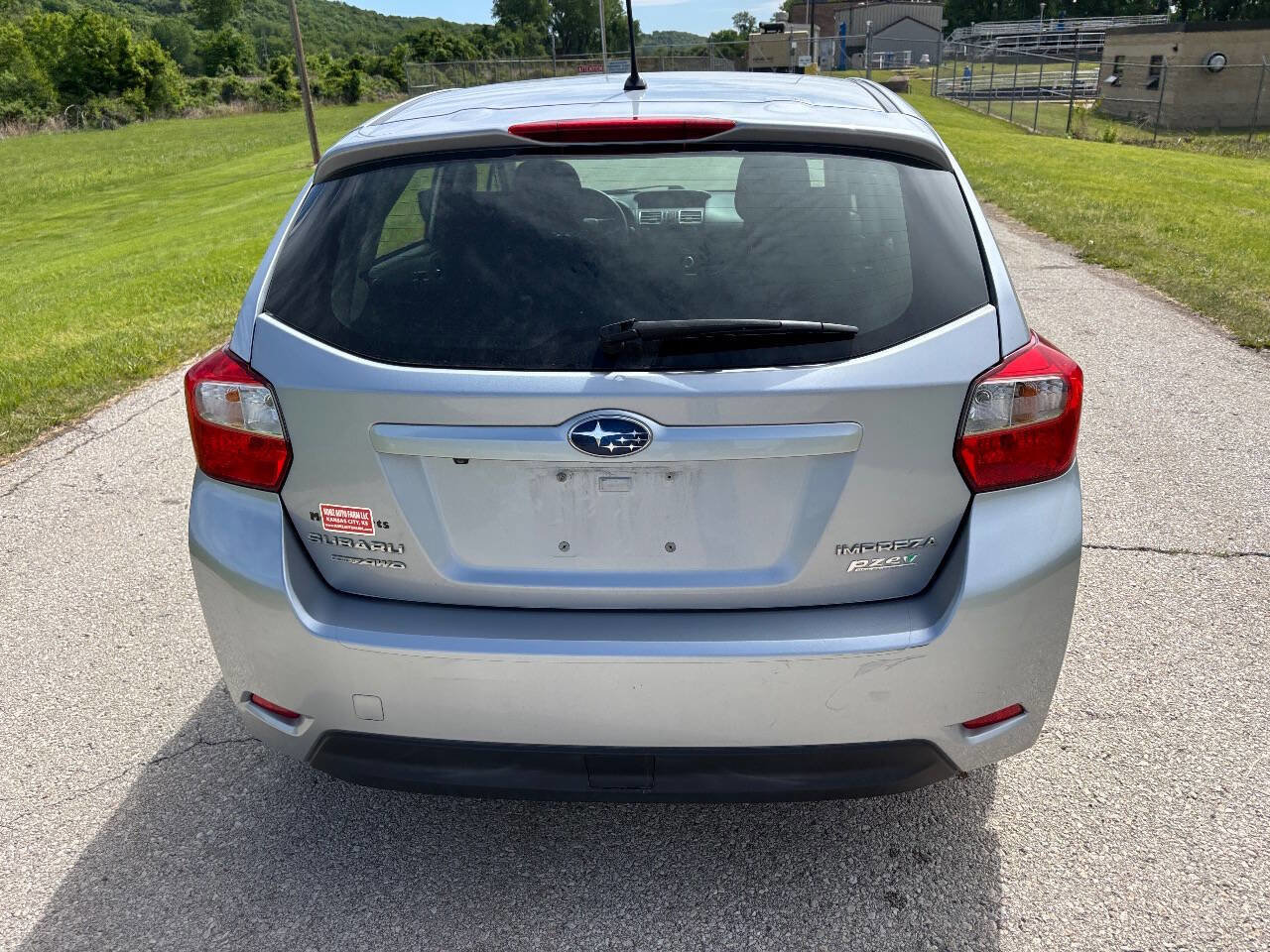 Used 2015 Subaru Impreza 2.0i AWD/4WD image 7