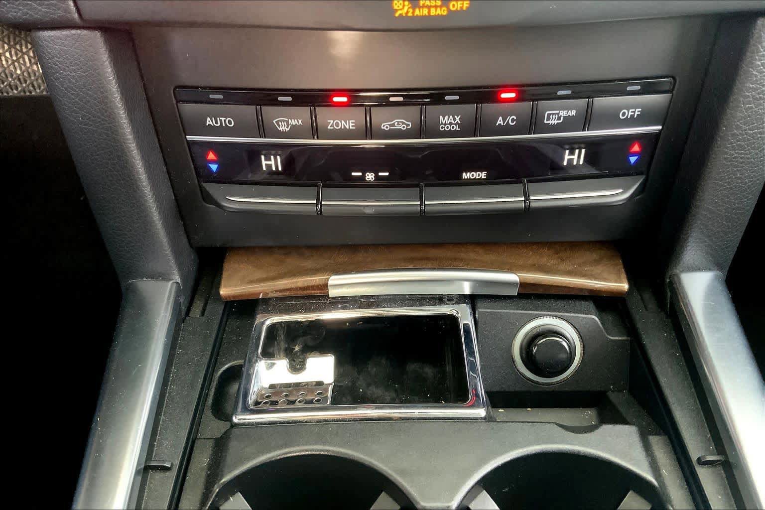 Used 2015 Mercedes-Benz E 350 Sedan image 34