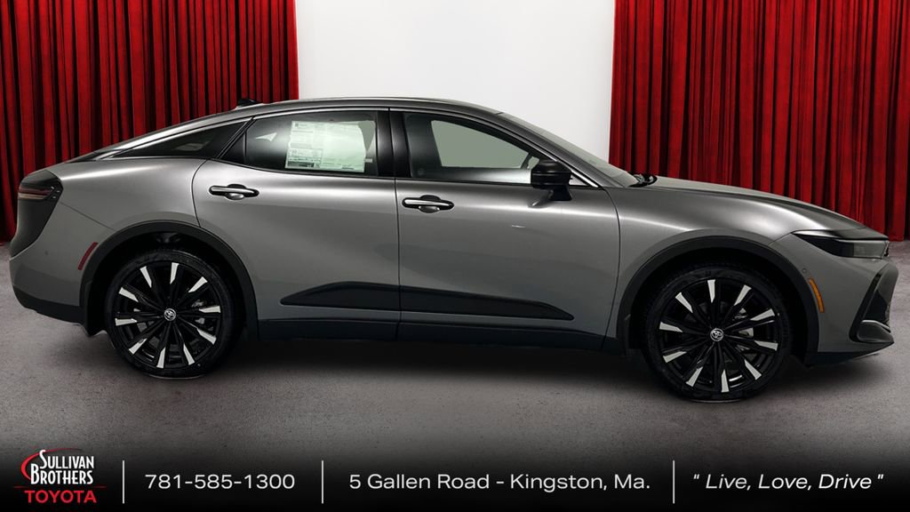 New 2025 Toyota Crown Platinum AWD/4WD image 4