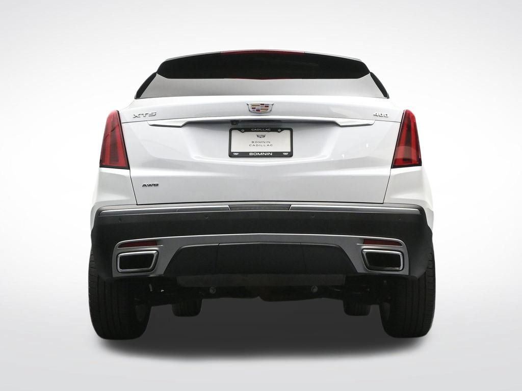 Certified 2025 Cadillac XT5 Premium Luxury AWD/4WD image 27