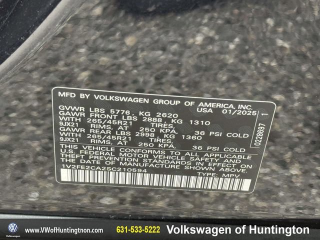 Certified 2025 Volkswagen Atlas Cross Sport SEL Premium R-Line image 17