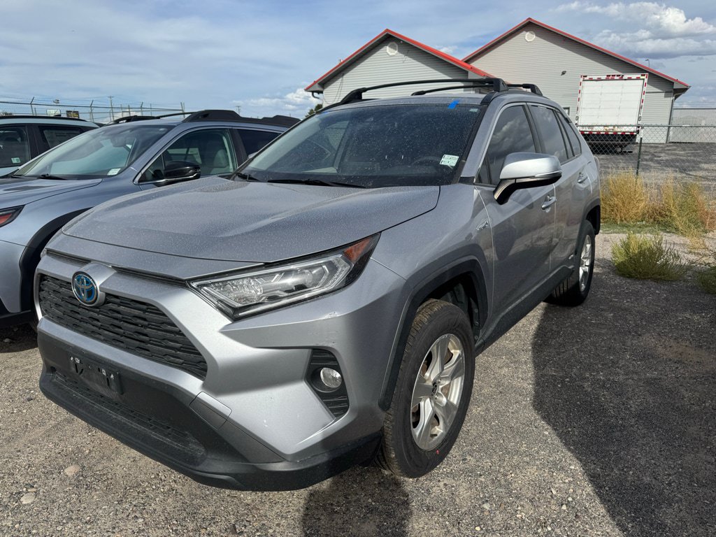 Used 2020 Toyota RAV4 XLE w/ XLE Grade Weather Package