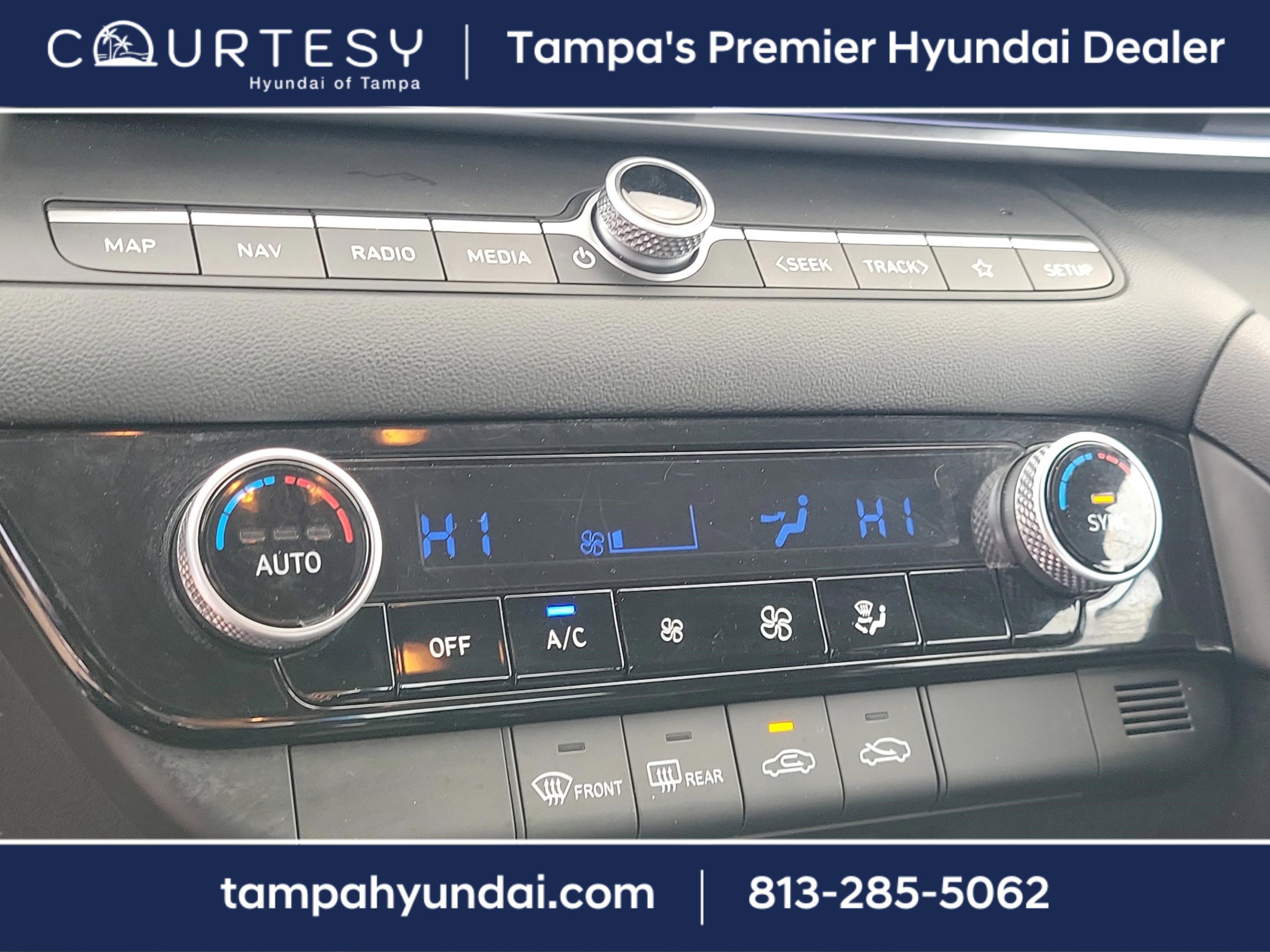 Certified 2024 Hyundai Elantra SEL image 20